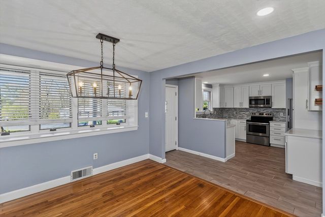 75 Hilldale Rd, Ashland, MA 01721