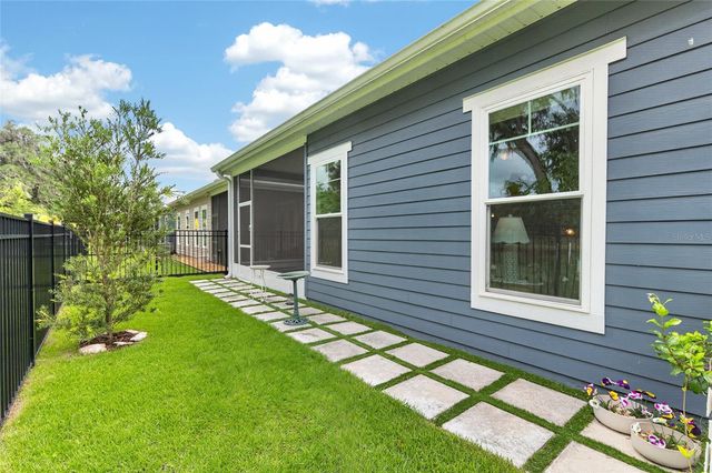 1104 NW 132ND BOULEVARD, Newberry, FL 32669