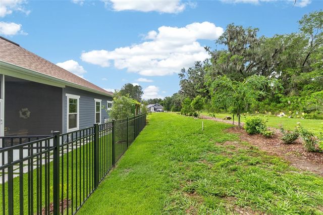 1104 NW 132ND BOULEVARD, Newberry, FL 32669