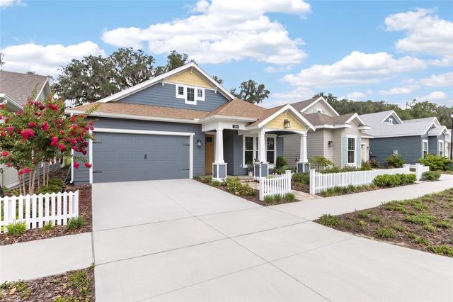 1104 NW 132ND BOULEVARD, Newberry, FL 32669