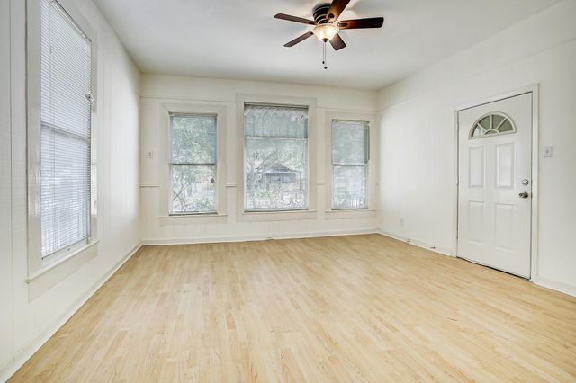 1127 Yale Street B, Houston, TX 77008