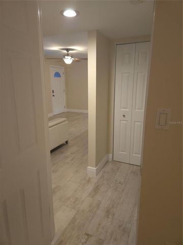 2212 VINSON AVENUE, Sarasota, FL 34232