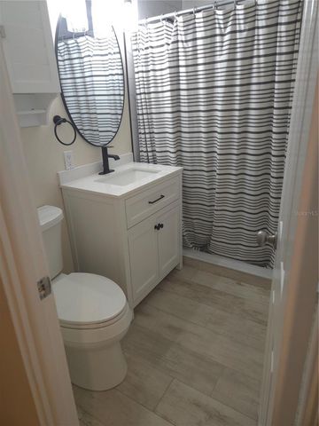 2212 VINSON AVENUE, Sarasota, FL 34232