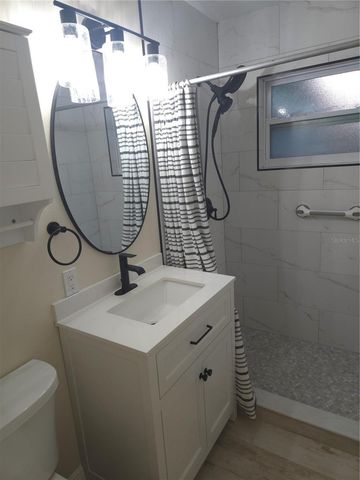 2212 VINSON AVENUE, Sarasota, FL 34232