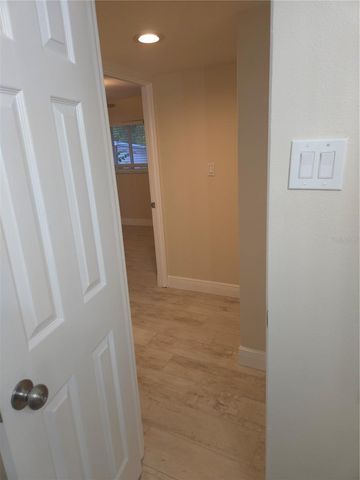 2212 VINSON AVENUE, Sarasota, FL 34232