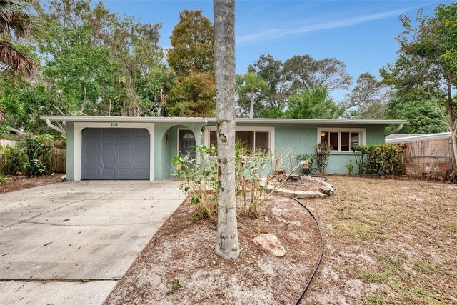 2212 VINSON AVENUE, Sarasota, FL 34232