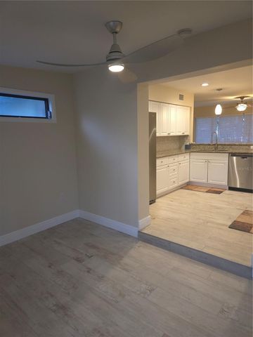 2212 VINSON AVENUE, Sarasota, FL 34232