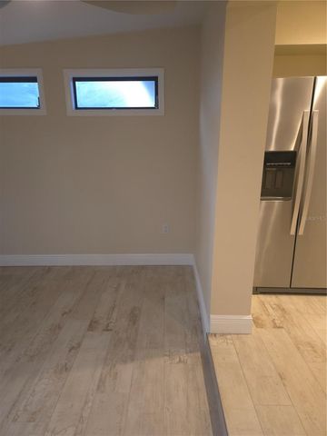 2212 VINSON AVENUE, Sarasota, FL 34232