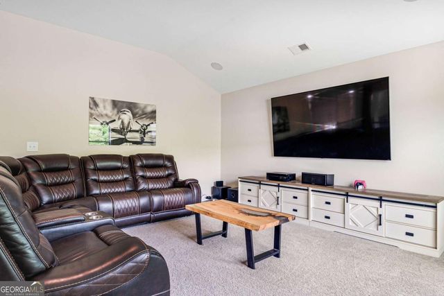 415 Paynes Lake Road, Carrollton, GA 30116