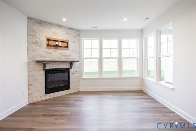 18736 Palisades Cove Trl, Moseley, VA 23120