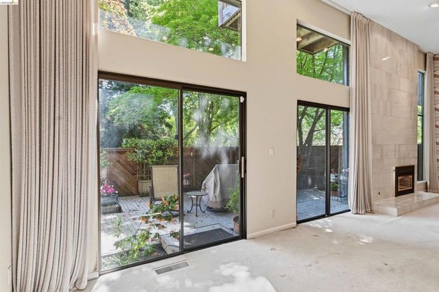 1925 Piper Ridge Ct, Walnut Creek, CA 94597