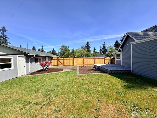 10216 Ainsworth Avenue S, Tacoma, WA 98444