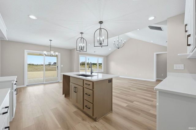 507 Caribou Crossing, Auburn, IN 46706