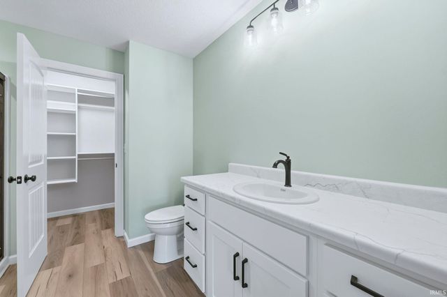 507 Caribou Crossing, Auburn, IN 46706