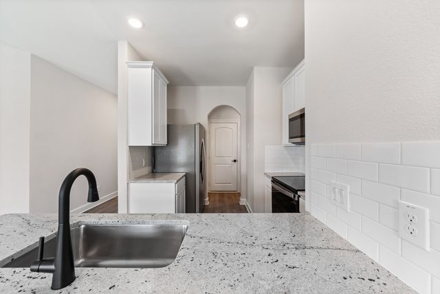 1004 Cedar Street, Hutchins, TX 75141