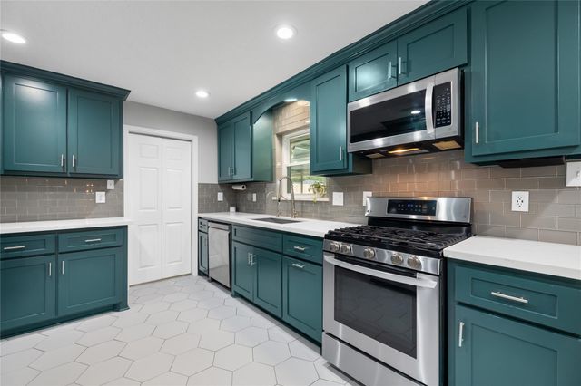 5618 Nina Lee Lane, Houston, TX 77092