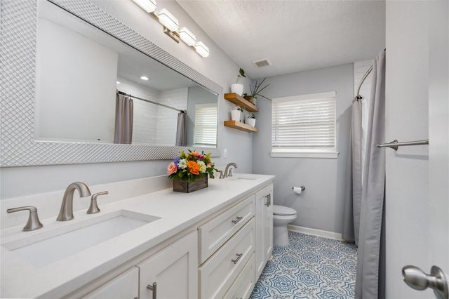 5618 Nina Lee Lane, Houston, TX 77092
