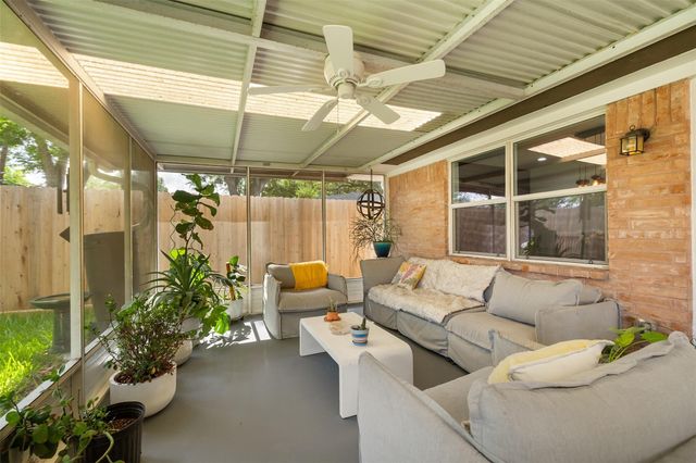 5618 Nina Lee Lane, Houston, TX 77092
