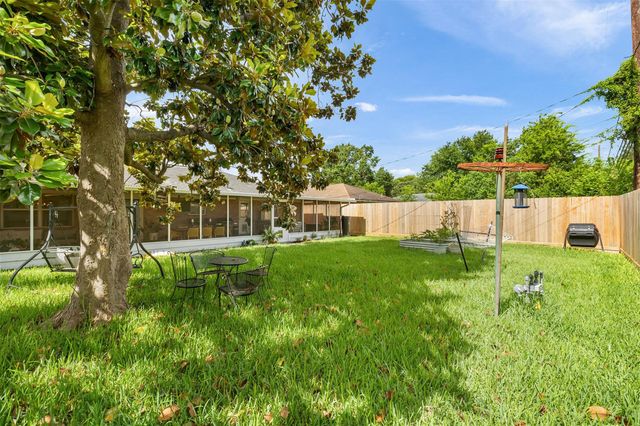 5618 Nina Lee Lane, Houston, TX 77092