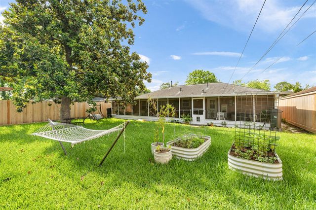 5618 Nina Lee Lane, Houston, TX 77092