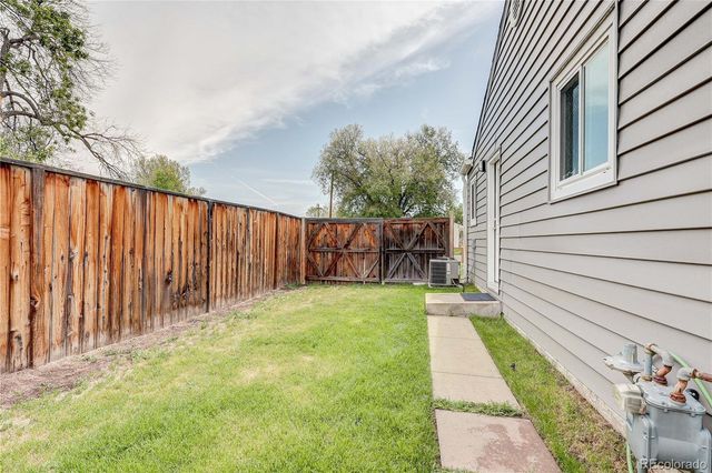 705 Newark Street, Aurora, CO 80010