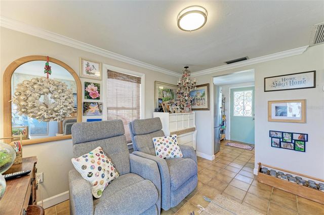 1885 VAMO DRIVE, Sarasota, FL 34231