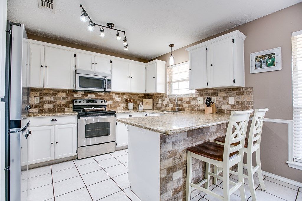 Image 13 of property listing at 3210 Walnut Hill Dr, San Angelo, TX 76904