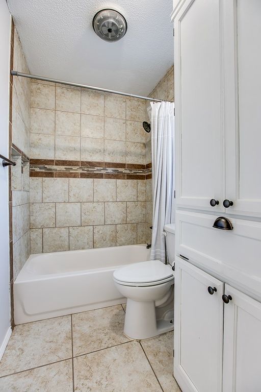 Image 21 of property listing at 3210 Walnut Hill Dr, San Angelo, TX 76904