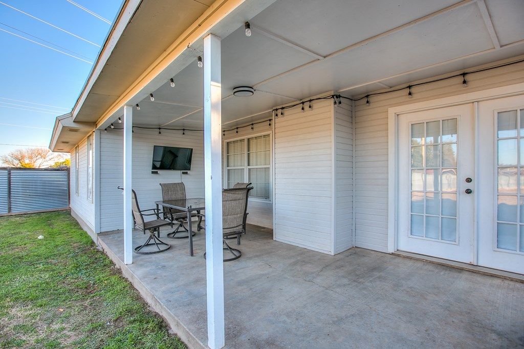 Image 28 of property listing at 3210 Walnut Hill Dr, San Angelo, TX 76904