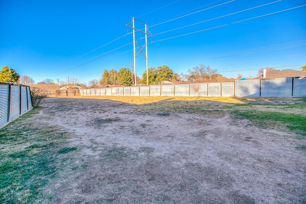 Image 29 of property listing at 3210 Walnut Hill Dr, San Angelo, TX 76904