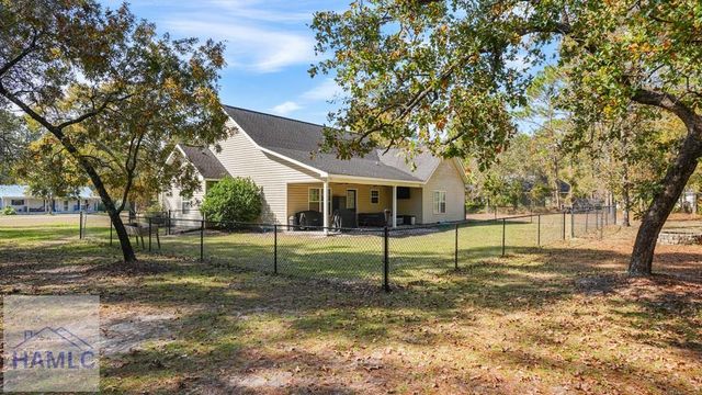 125 Sugar Maple Street, Jesup, GA 31546