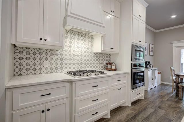 12821 SW 6th Street, Yukon, OK 73099