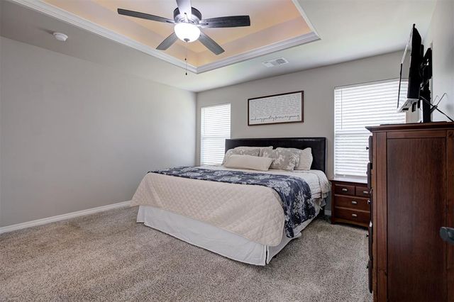 12821 SW 6th Street, Yukon, OK 73099