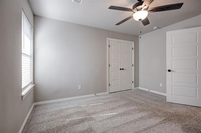 12821 SW 6th Street, Yukon, OK 73099