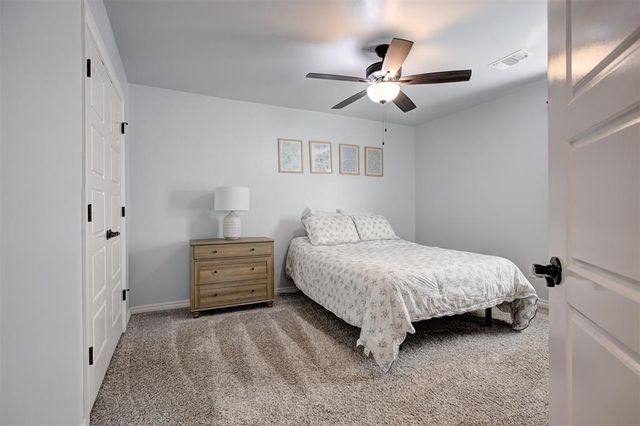 12821 SW 6th Street, Yukon, OK 73099