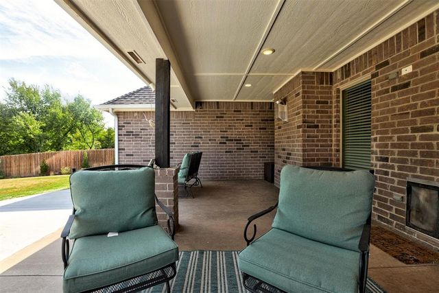 12821 SW 6th Street, Yukon, OK 73099