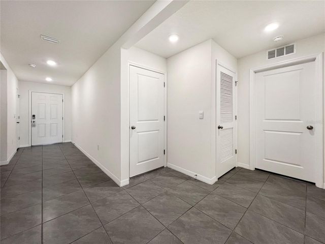 822 WILL SCARLETT AVENUE, Ruskin, FL 33570