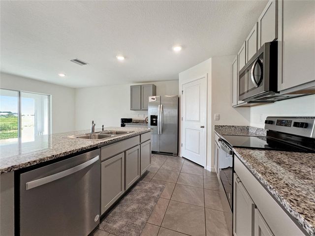 822 WILL SCARLETT AVENUE, Ruskin, FL 33570
