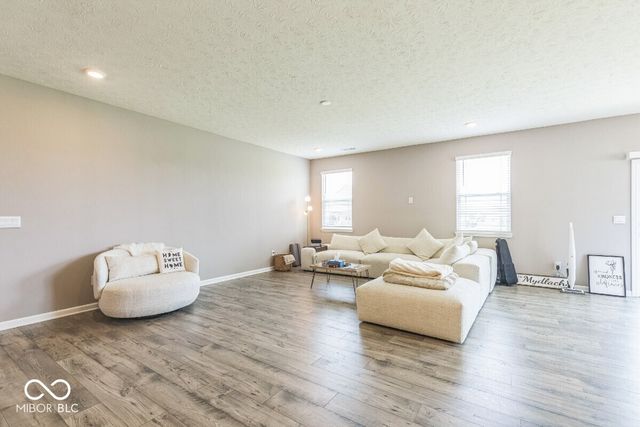 1758 Pelham Drive, Greenwood, IN 46143