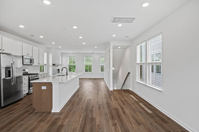 4179 Saint Johns Avenue, North Charleston, SC 29405