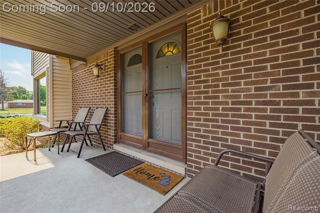 17113 Francavilla Drive, Livonia, MI 48152