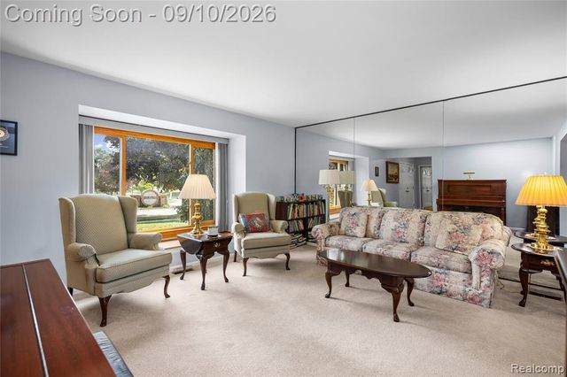 17113 Francavilla Drive, Livonia, MI 48152