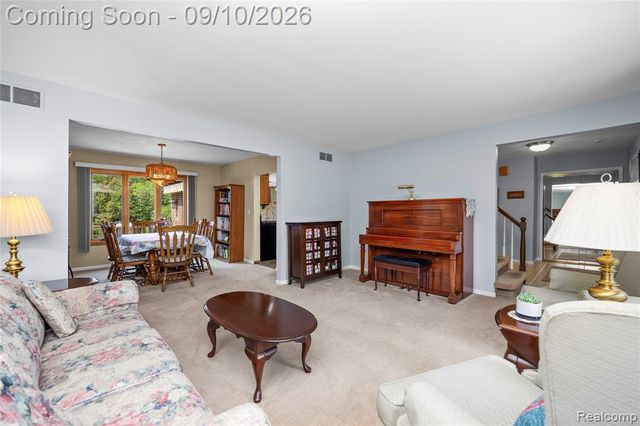 17113 Francavilla Drive, Livonia, MI 48152