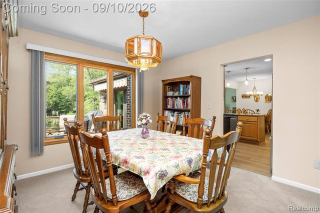 17113 Francavilla Drive, Livonia, MI 48152
