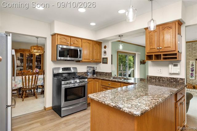 17113 Francavilla Drive, Livonia, MI 48152