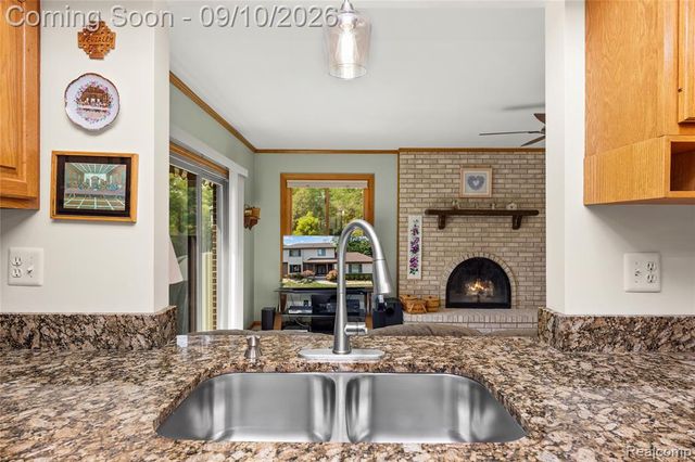 17113 Francavilla Drive, Livonia, MI 48152