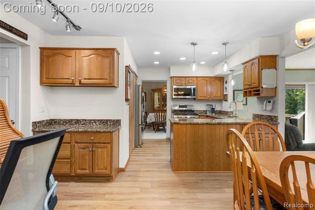 17113 Francavilla Drive, Livonia, MI 48152