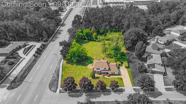 17113 Francavilla Drive, Livonia, MI 48152