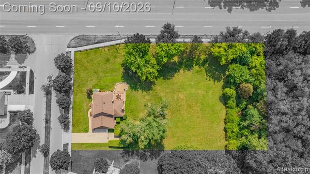 17113 Francavilla Drive, Livonia, MI 48152