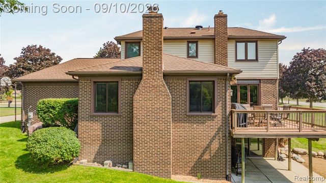 17113 Francavilla Drive, Livonia, MI 48152